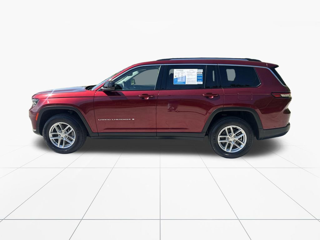 Used 2022 Jeep Grand Cherokee L Laredo w/ Luxury Tech Group I RWD image 5