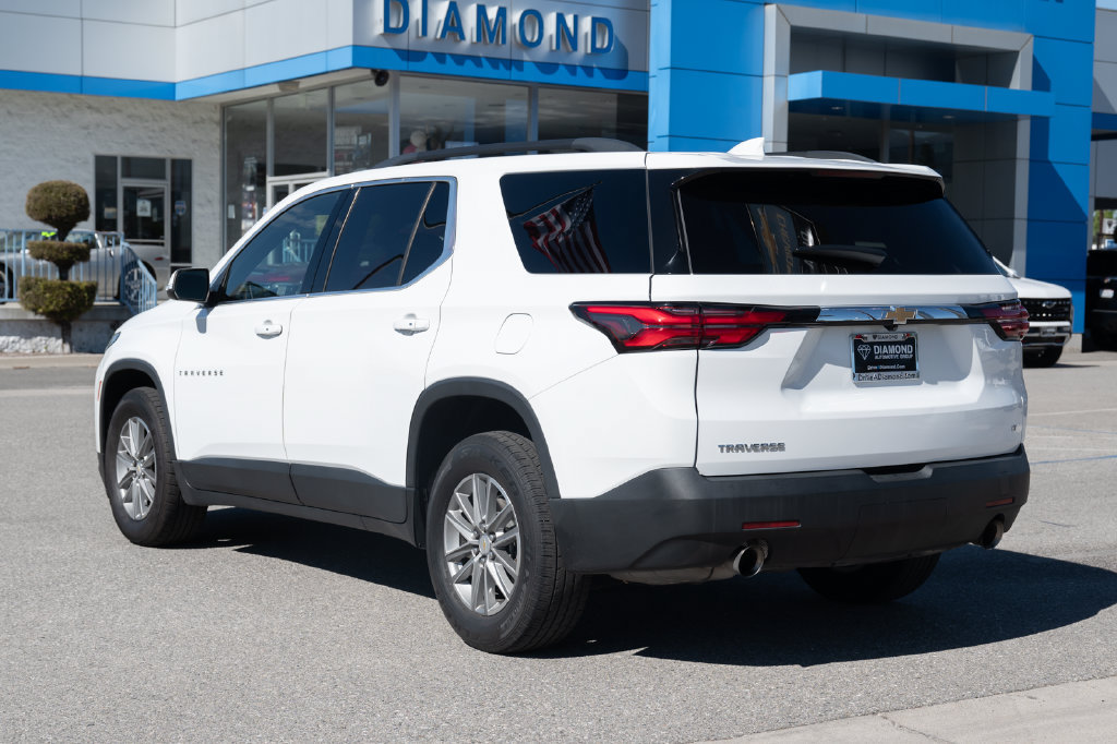 Used 2023 Chevrolet Traverse LT FWD image 6