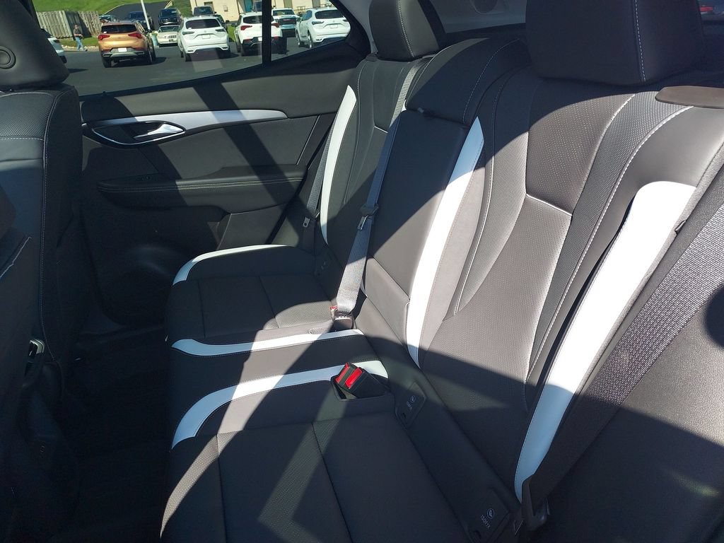 New 2026 Buick Envision Sport Touring AWD/4WD image 28