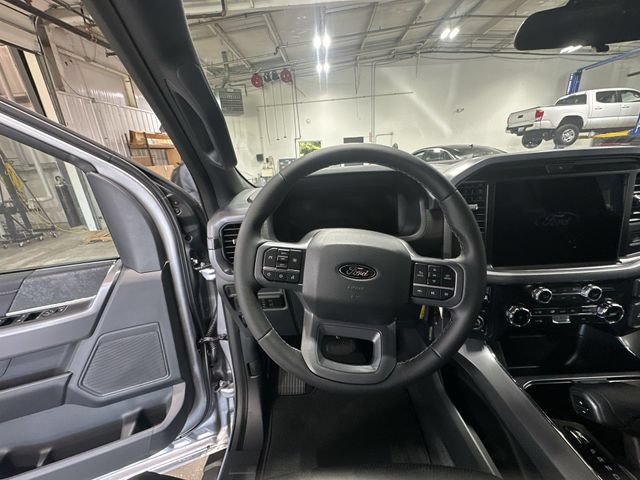 New 2026 Ford F150 XLT w/ XLT Black Appearance Package AWD/4WD image 15