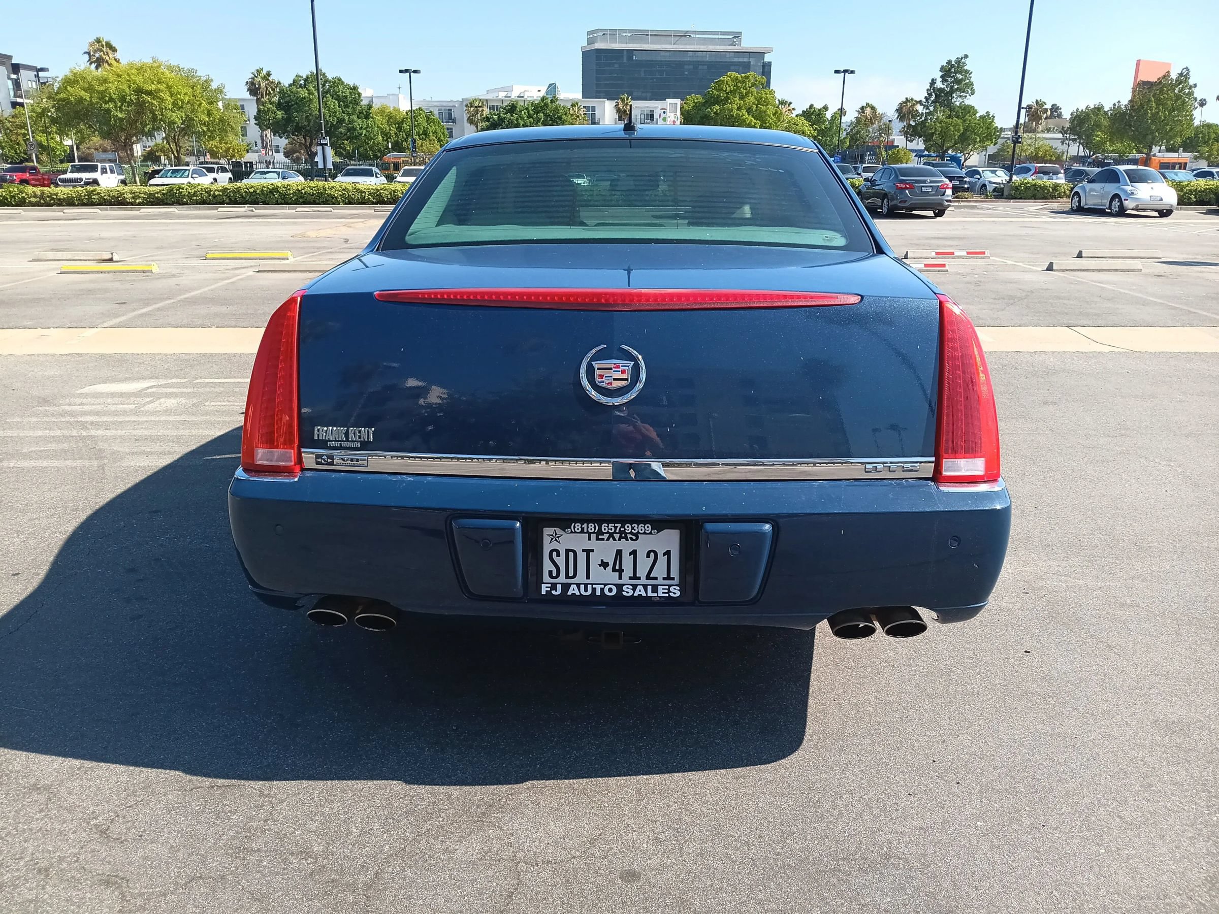 Used 2008 Cadillac DTS FWD image 7