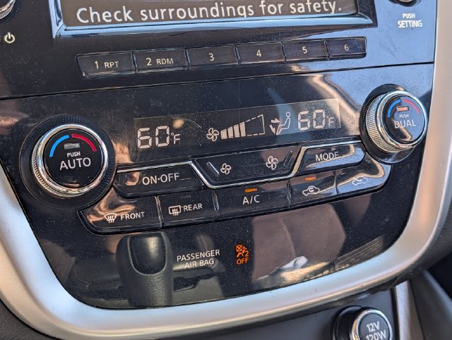Used 2017 Nissan Murano S AWD/4WD image 23
