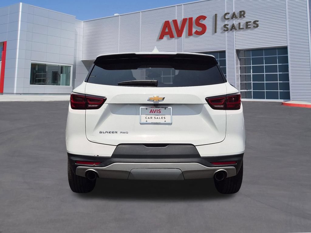 Used 2025 Chevrolet Blazer LT AWD/4WD image 7