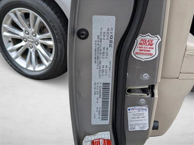 Used 2017 Chrysler 300 Limited image 23