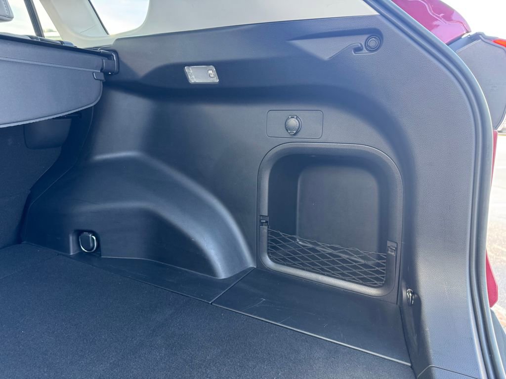 Used 2020 Toyota RAV4 Limited image 35