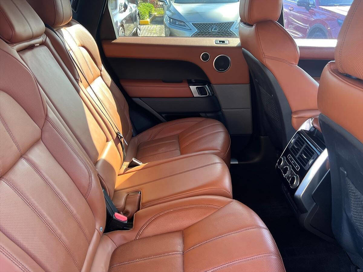 Used 2014 Land Rover Range Rover Sport Supercharged image 9