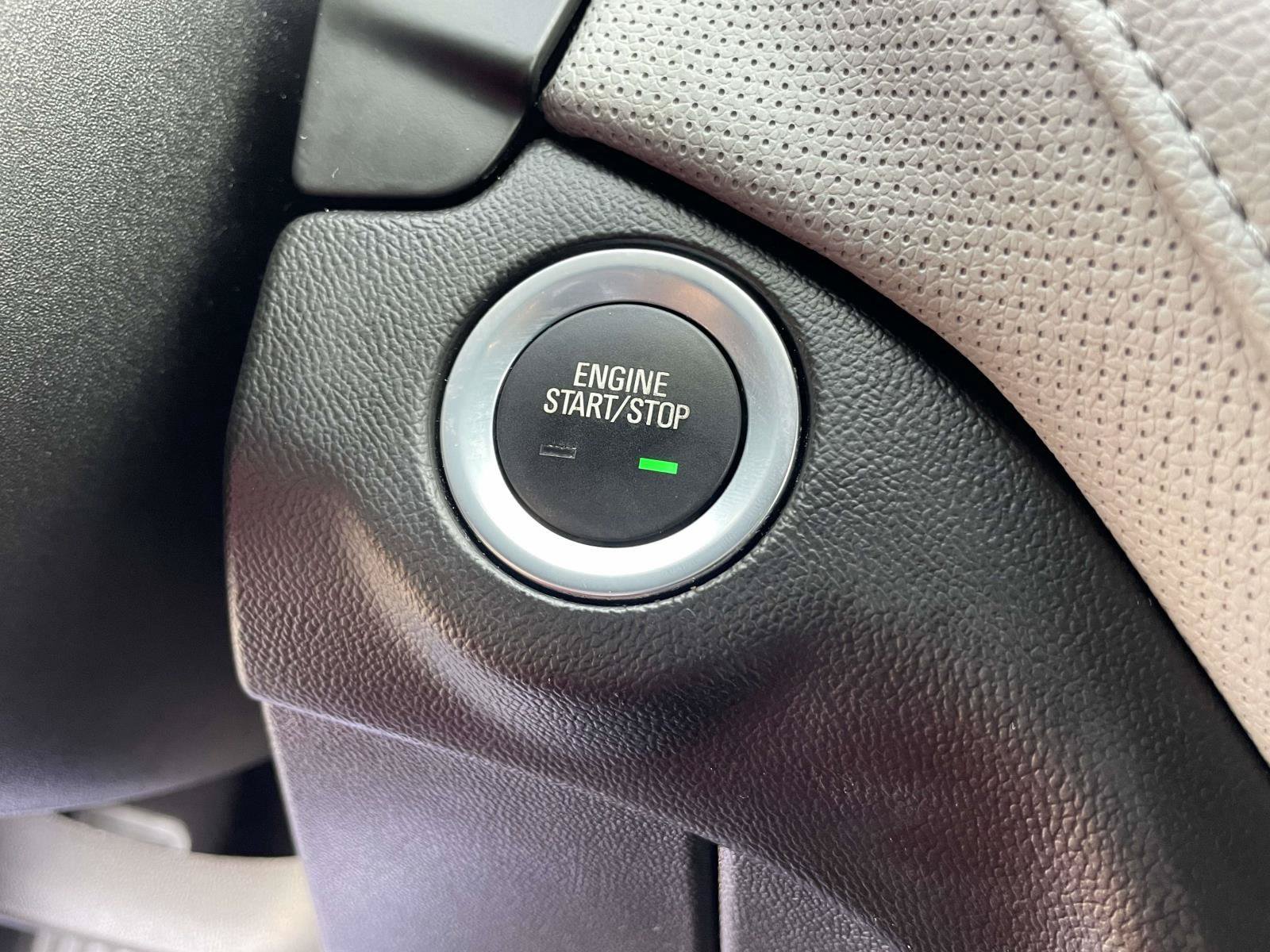 Used 2019 Chevrolet Equinox Premier FWD image 25