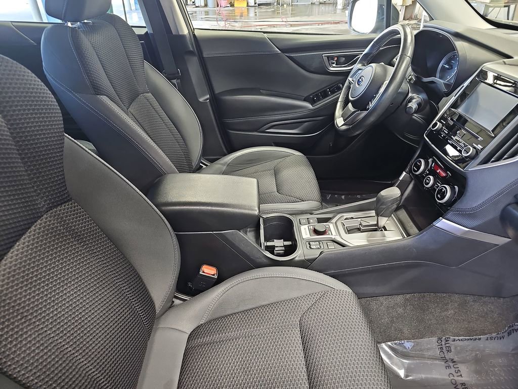 Used 2023 Subaru Forester Premium AWD/4WD image 10