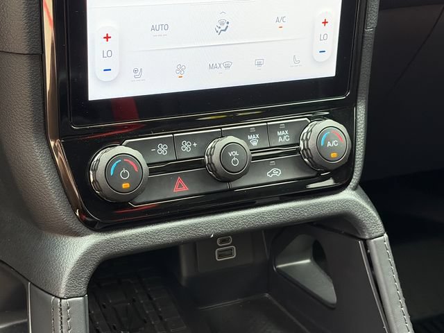 Used 2025 Ford Ranger Raptor AWD/4WD image 23