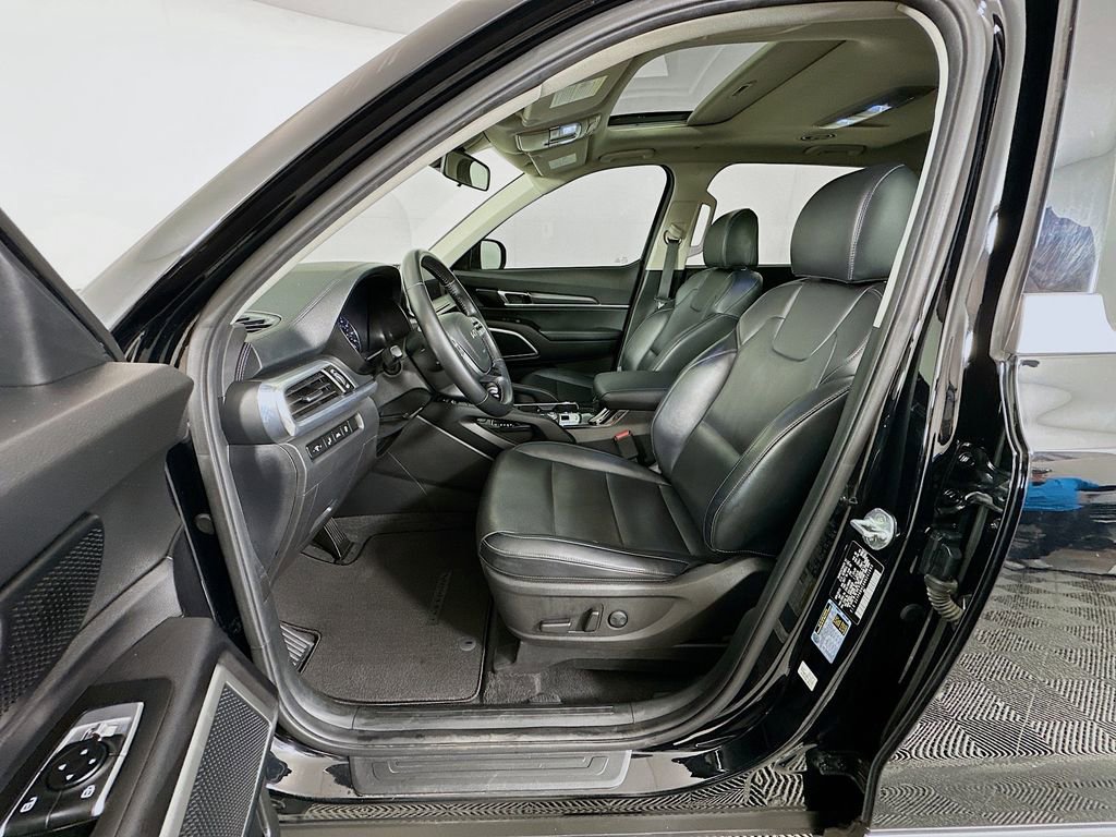 Used 2022 Kia Telluride S image 22