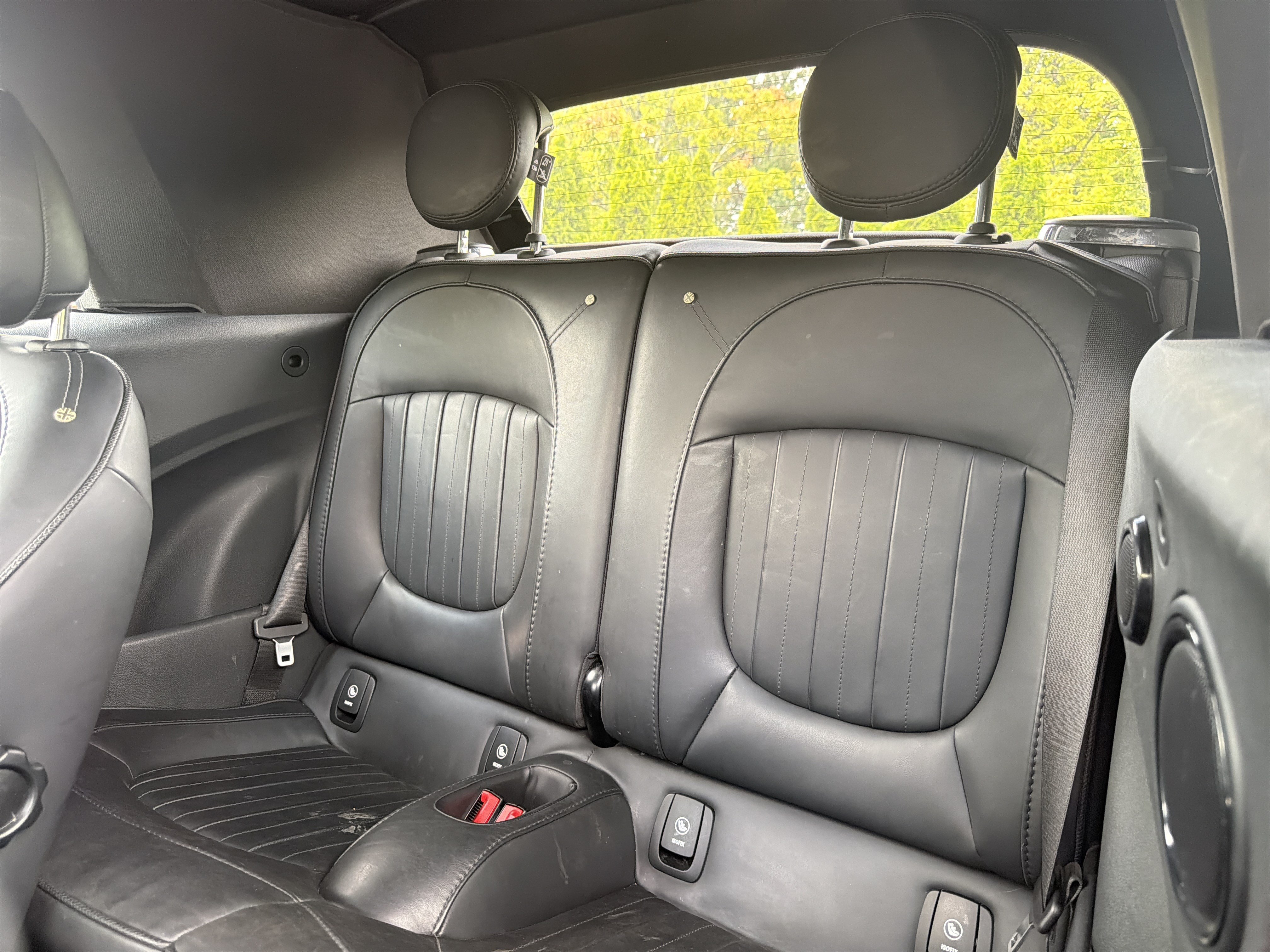 Used 2024 MINI Cooper S w/ Seaside Edition FWD image 8