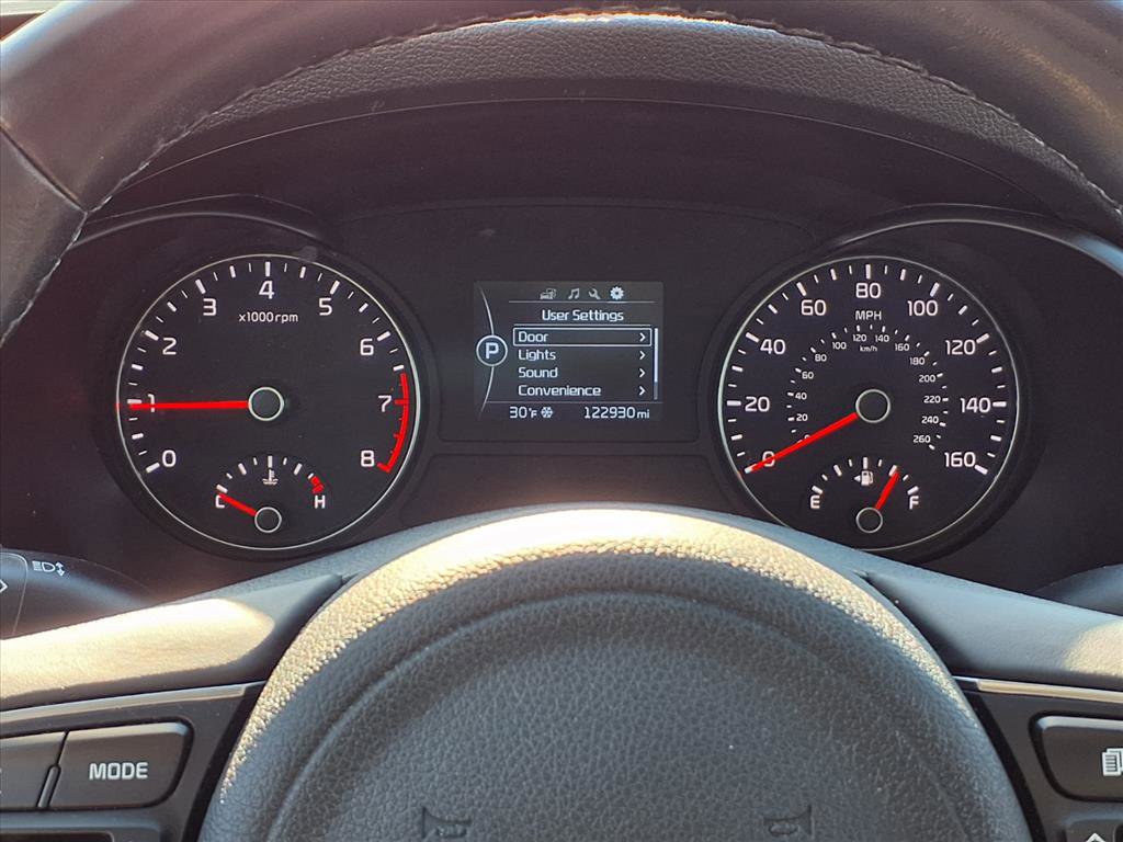 Used 2017 Kia Optima EX image 18