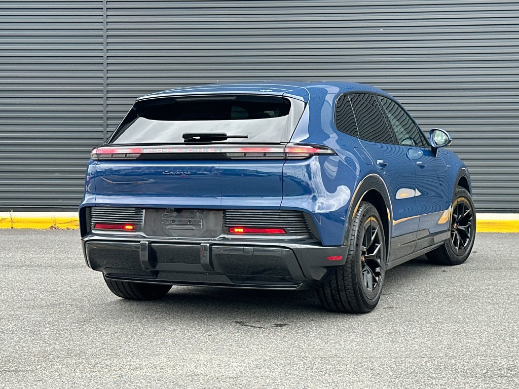 New 2026 Porsche Cayenne Electric AWD/4WD image 9