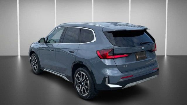 Used 2023 BMW X1 xDrive28i w/ Premium Package AWD/4WD image 7