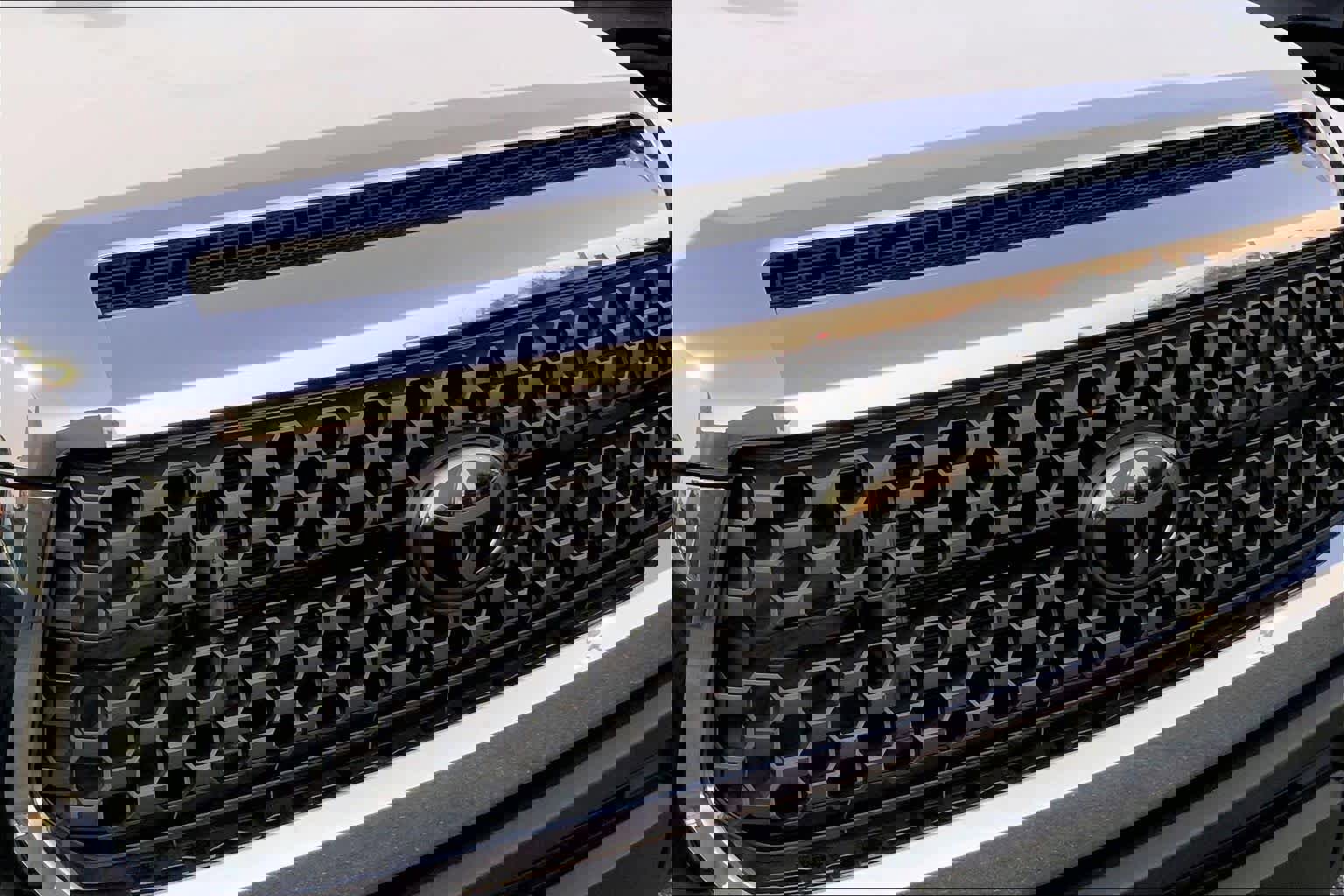 Used 2021 Toyota Tundra SR5 w/ SR5 Upgrade Package image 29