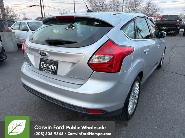 Used 2012 Ford Focus Titanium w/ SEL/Titanium Winter Pkg image 5