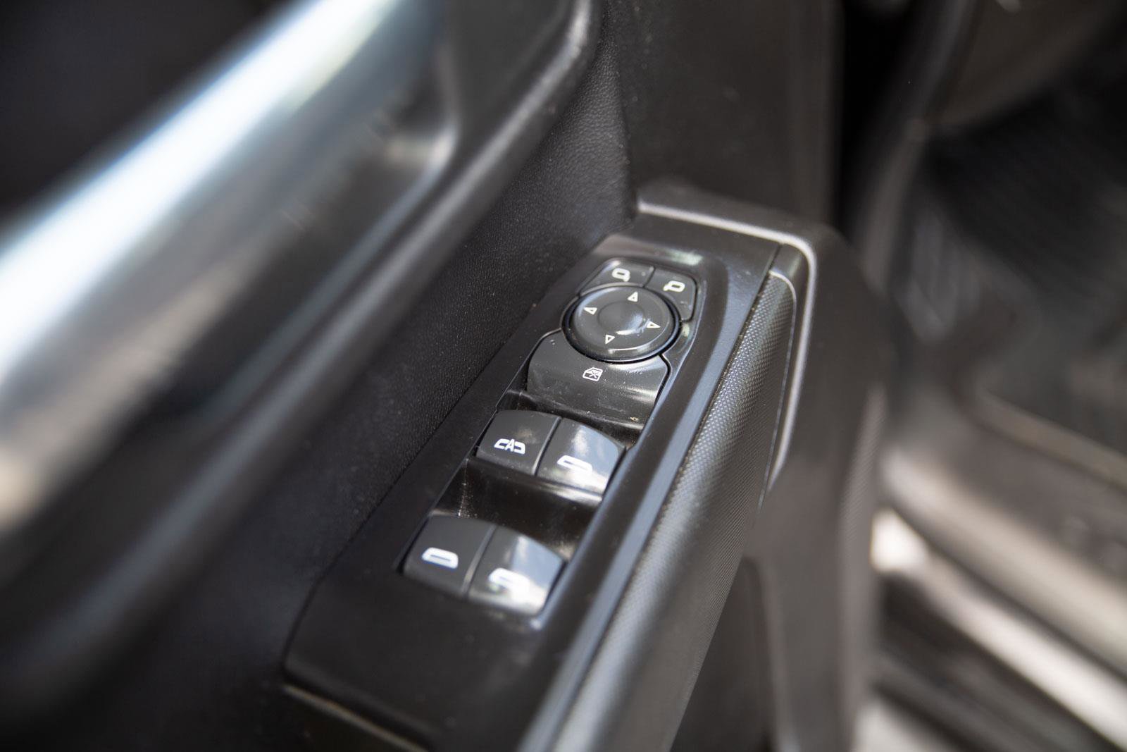 Used 2020 Chevrolet Silverado 1500 Custom Trail Boss w/ Infotainment Package AWD/4WD image 18