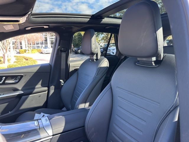 Used 2026 Mercedes-Benz GLC 300 image 13