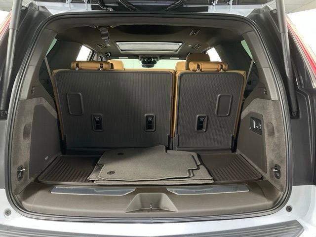 New 2026 Cadillac Escalade Luxury w/ Touring Package image 33
