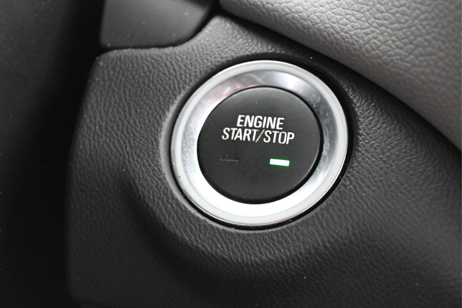 Used 2022 Chevrolet Equinox LS image 17