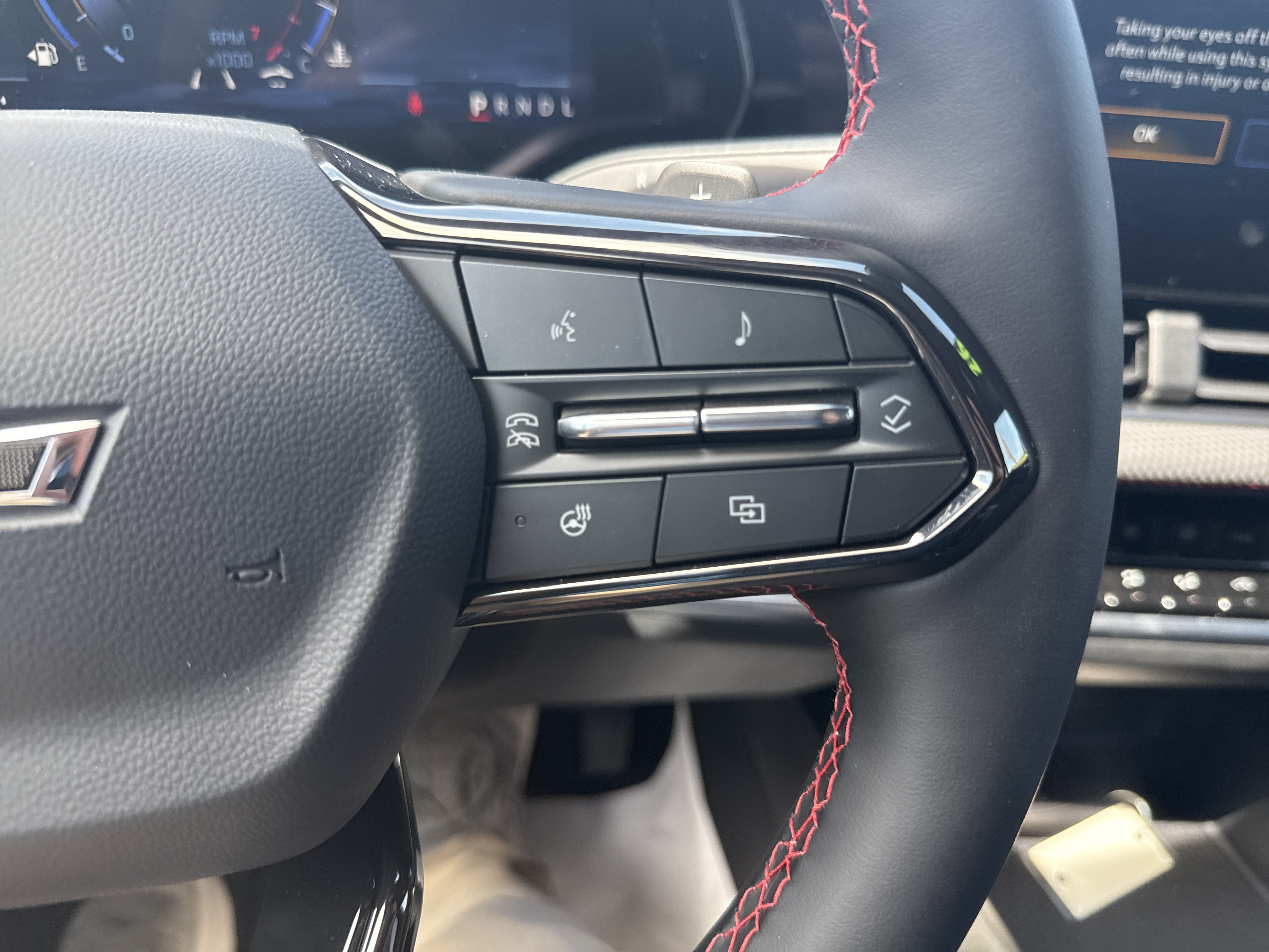 New 2026 Chevrolet Equinox RS w/ Safety and Technology Package AWD/4WD image 19