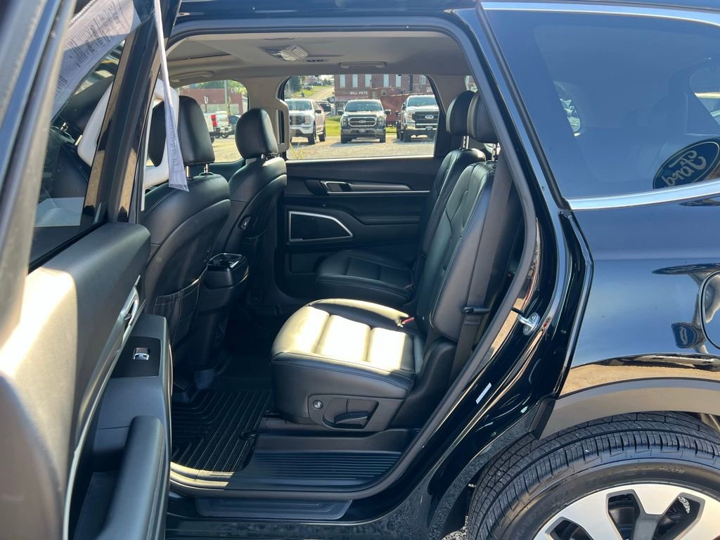 Used 2020 Kia Telluride S image 16