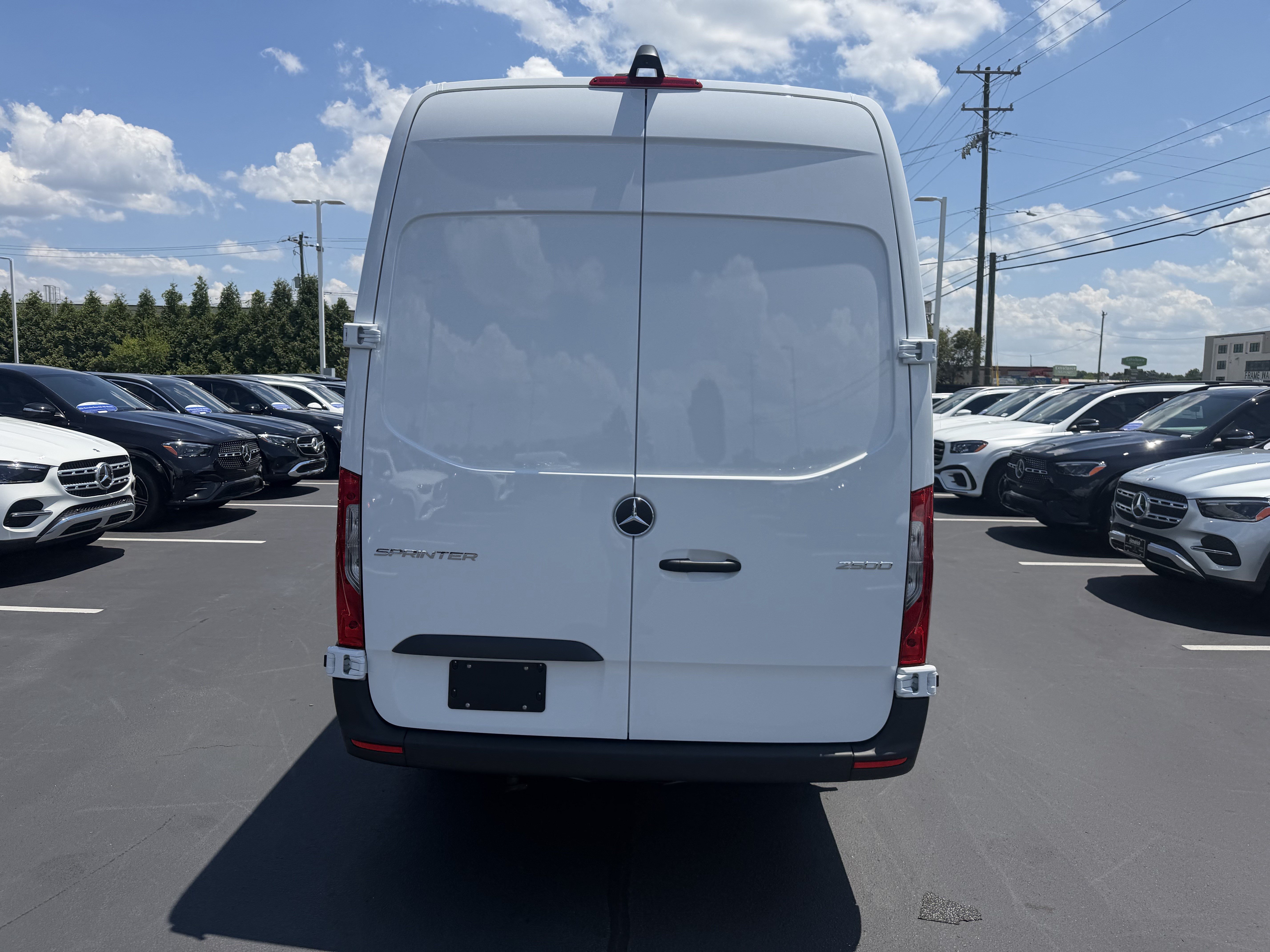 New 2026 Mercedes-Benz Sprinter 2500 image 32