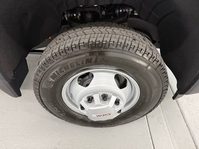 New 2026 GMC Sierra 3500 Pro w/ Convenience Package image 4