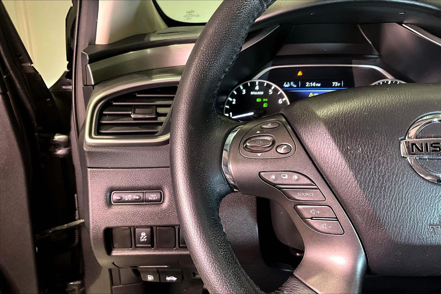 Used 2022 Nissan Murano SV AWD/4WD image 12