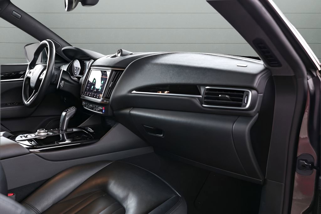 Used 2023 Maserati Levante Modena AWD/4WD image 79
