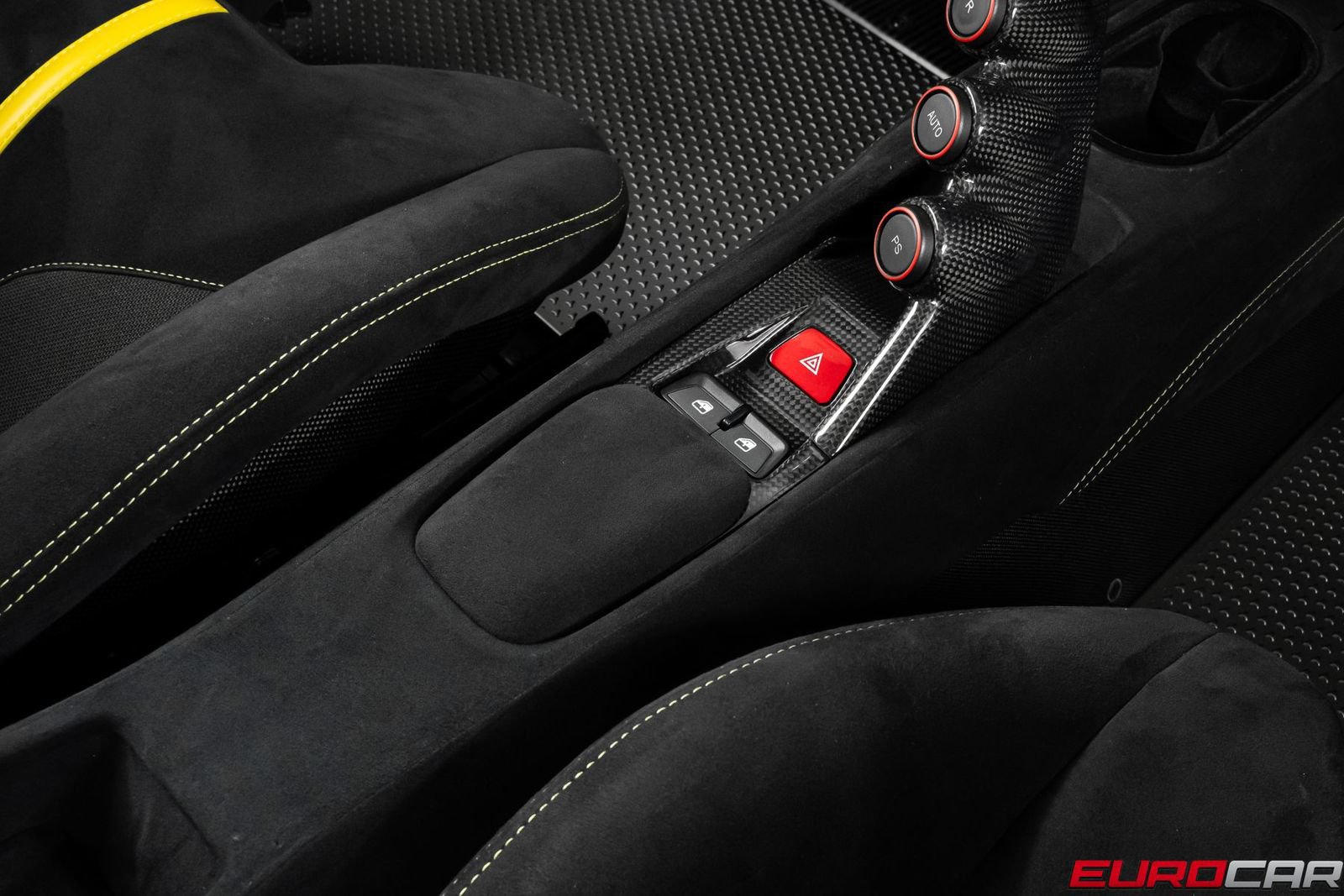Used 2020 Ferrari 488 Pista Coupe RWD image 43