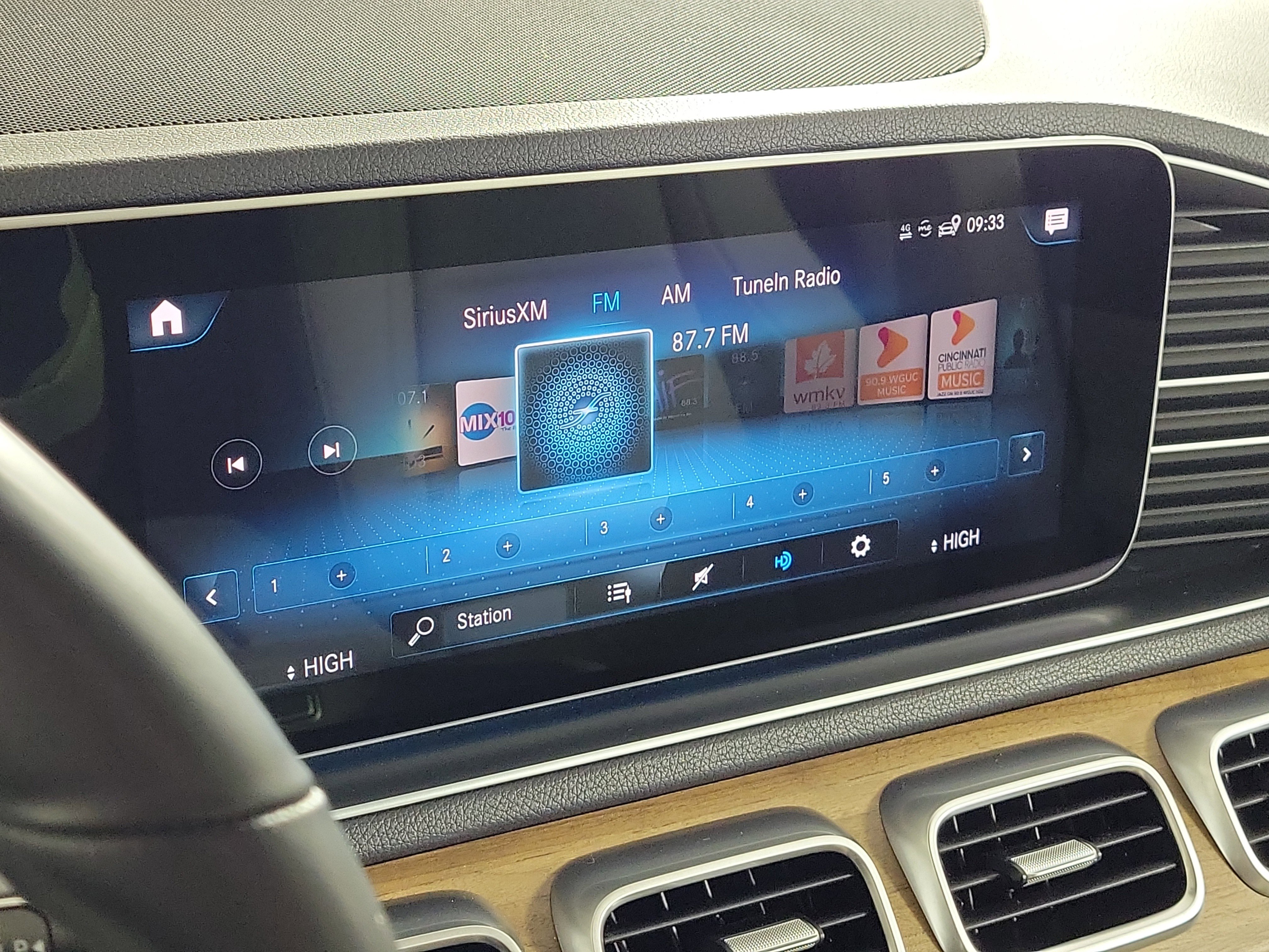 Used 2021 Mercedes-Benz GLE 350 4MATIC image 17