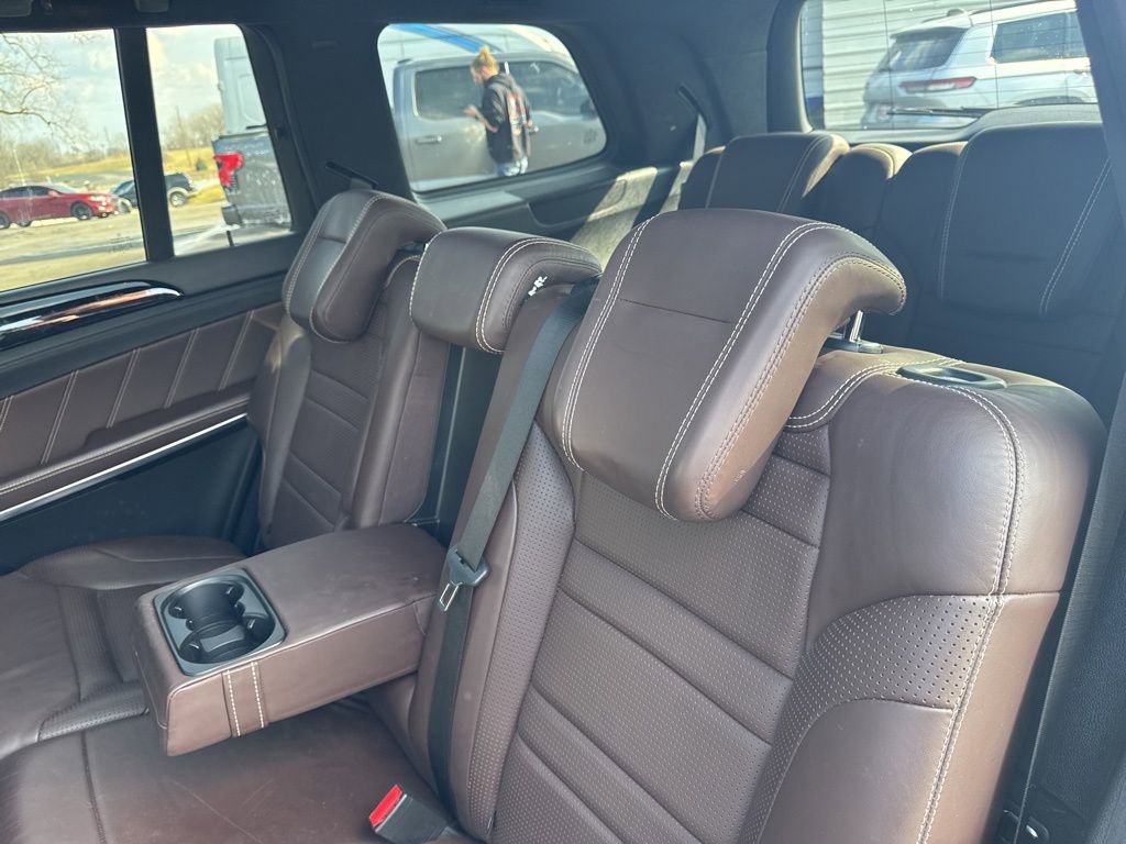 Used 2015 Mercedes-Benz GL 63 AMG 4MATIC image 44