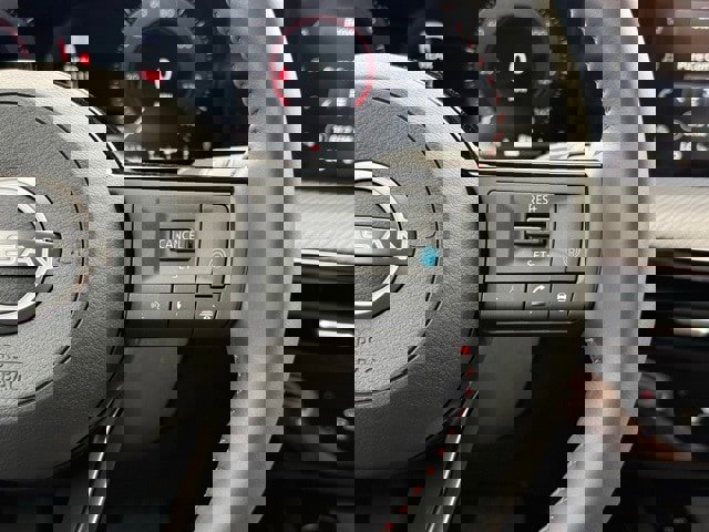 New 2025 Nissan Kicks SR w/ SR Premium Package image 22