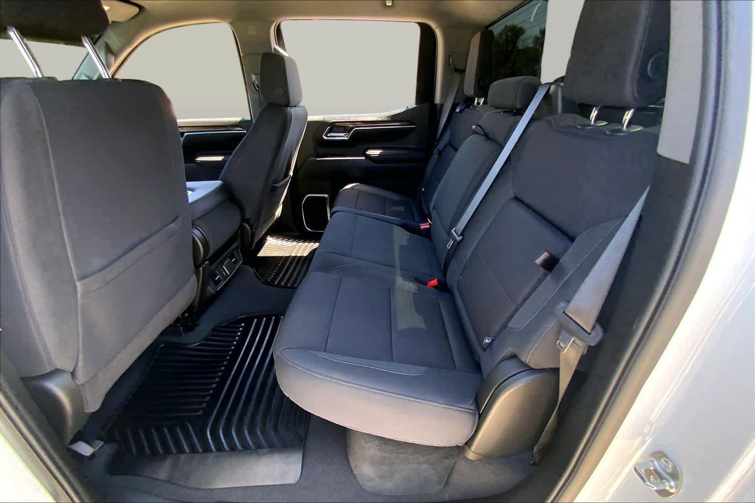 Used 2025 GMC Sierra 1500 Elevation RWD image 20