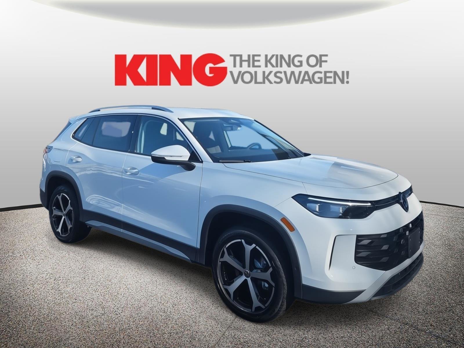 New 2026 Volkswagen Tiguan SE image 1