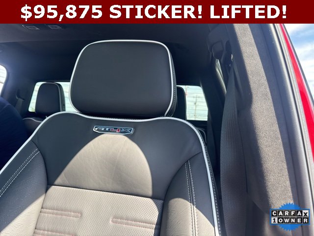 Used 2025 GMC Sierra 2500 AT4X image 35