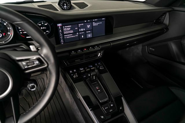 Used 2020 Porsche 911 Carrera image 19