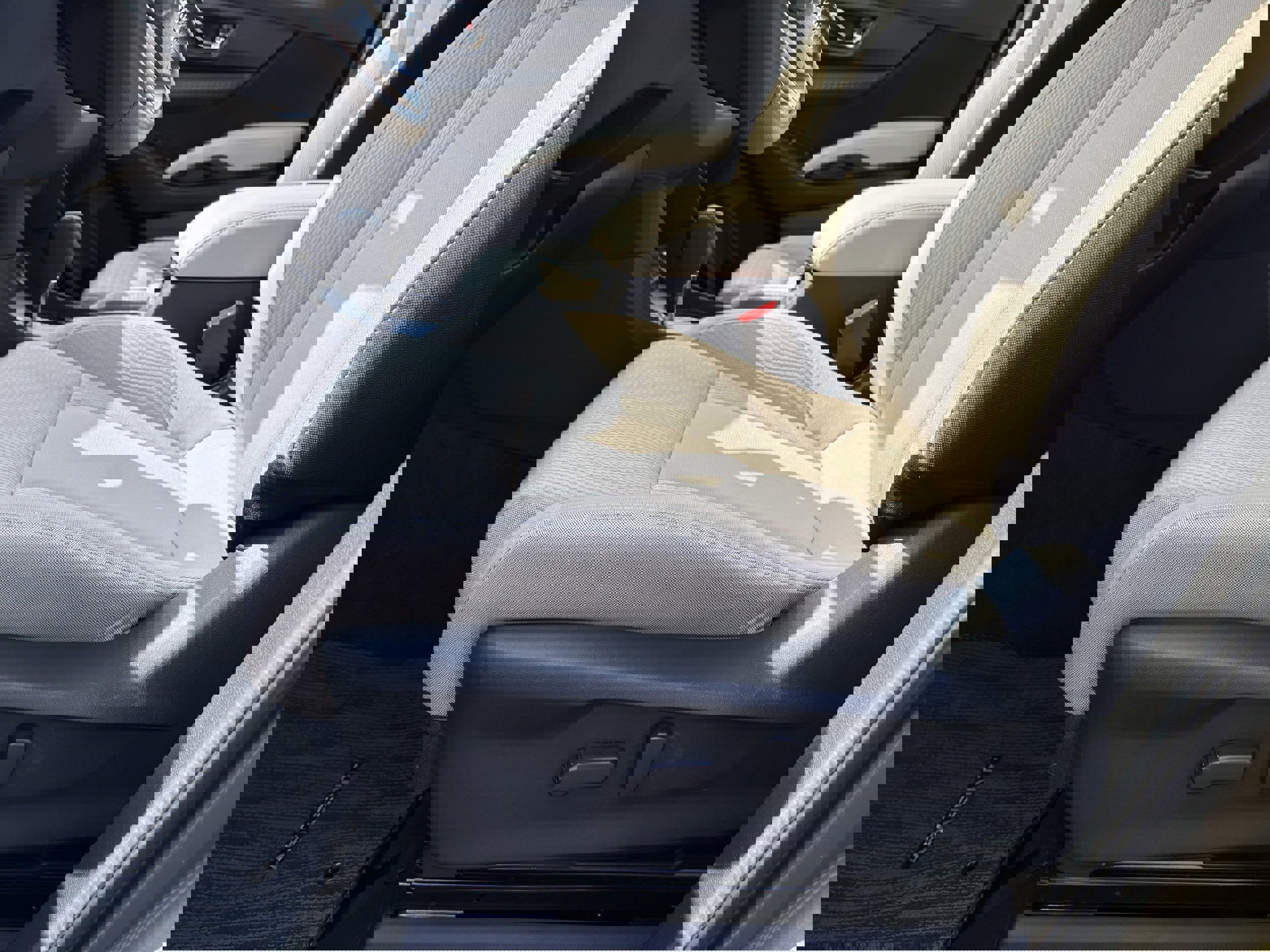 Used 2025 Subaru Ascent Premium image 27