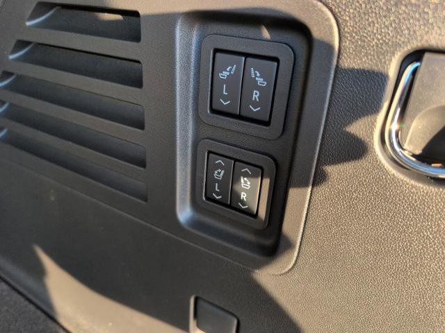 New 2025 Buick Enclave Preferred w/ Power Package image 17