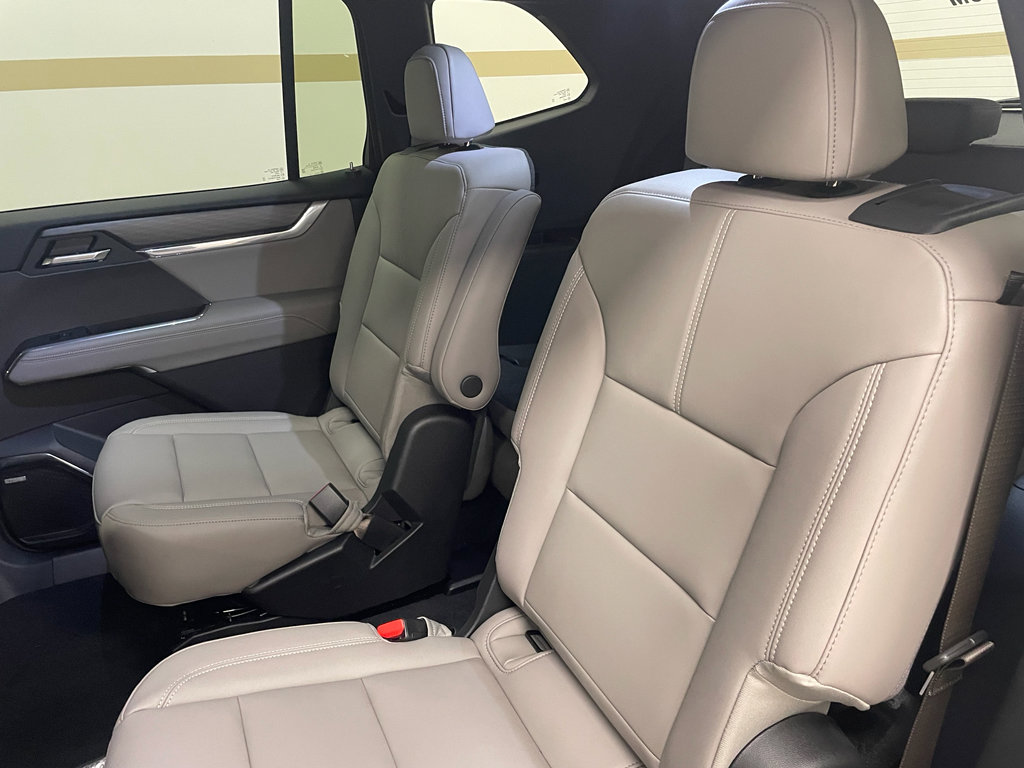 New 2026 GMC Acadia Elevation w/ Black Edition image 12