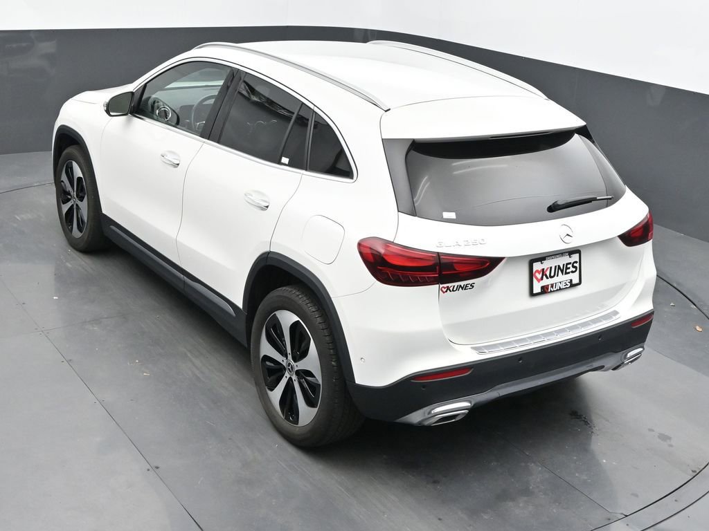 Used 2025 Mercedes-Benz GLA 250 image 41