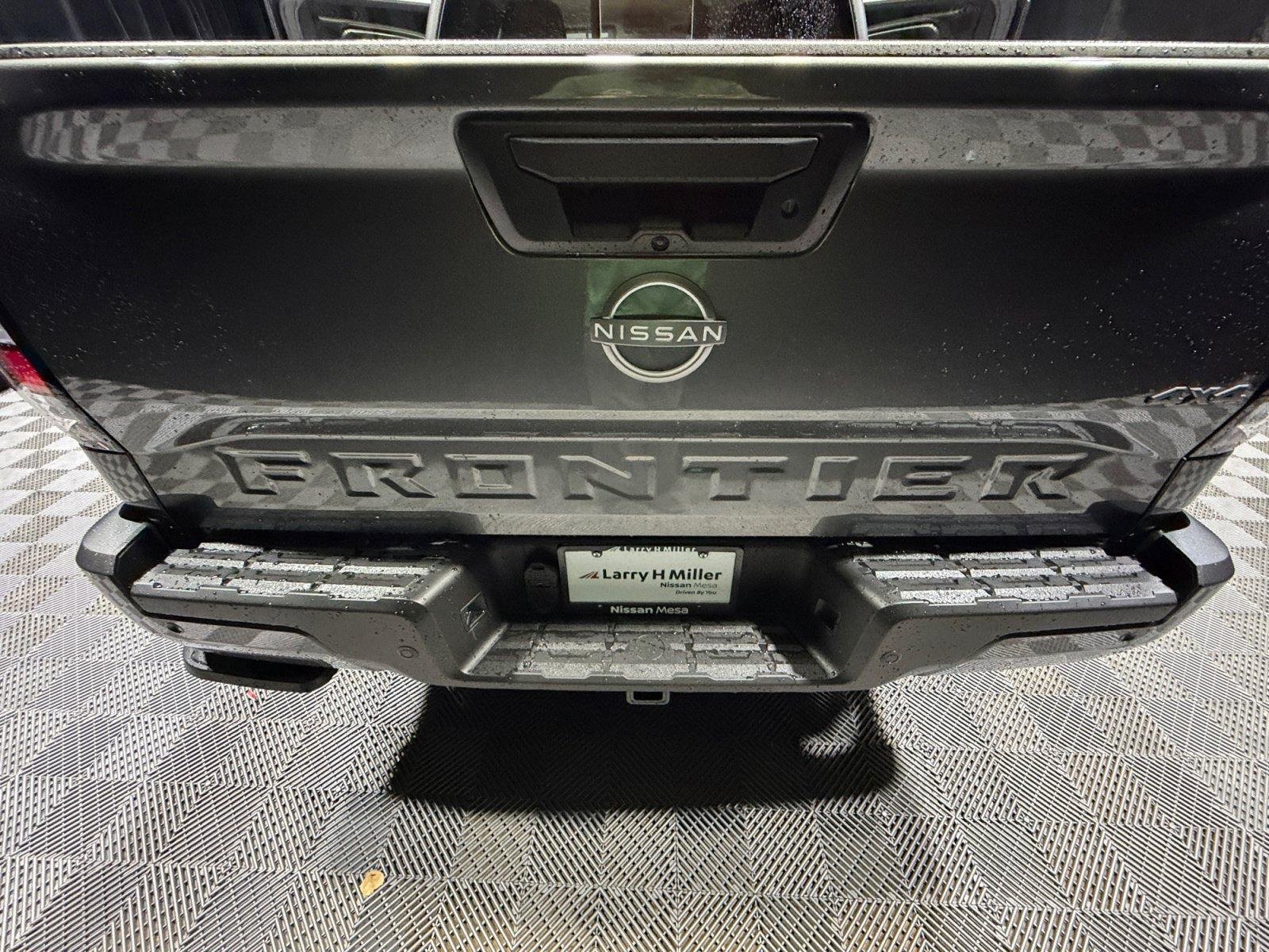 New 2026 Nissan Frontier SV w/ Tow Package AWD/4WD image 24
