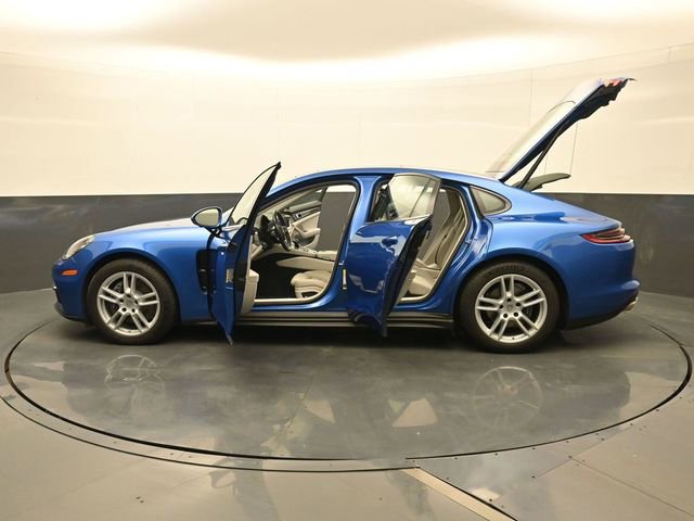 Certified 2017 Porsche Panamera 4 image 29