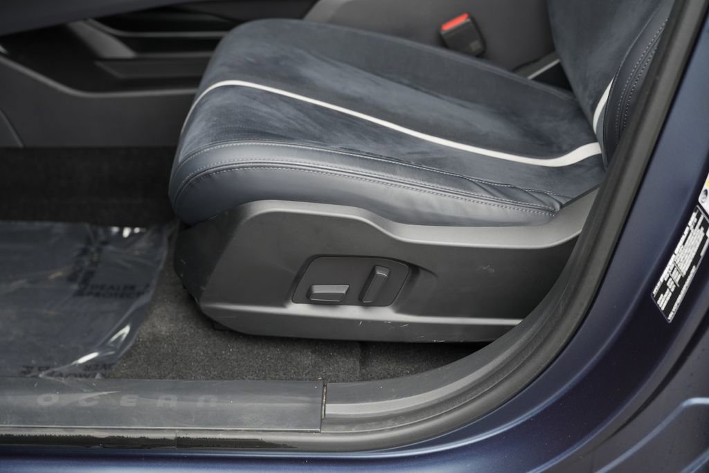 Used 2023 Fisker Ocean One image 21