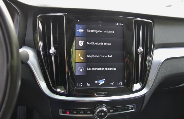 Used 2020 Volvo S60 T5 Momentum FWD image 27