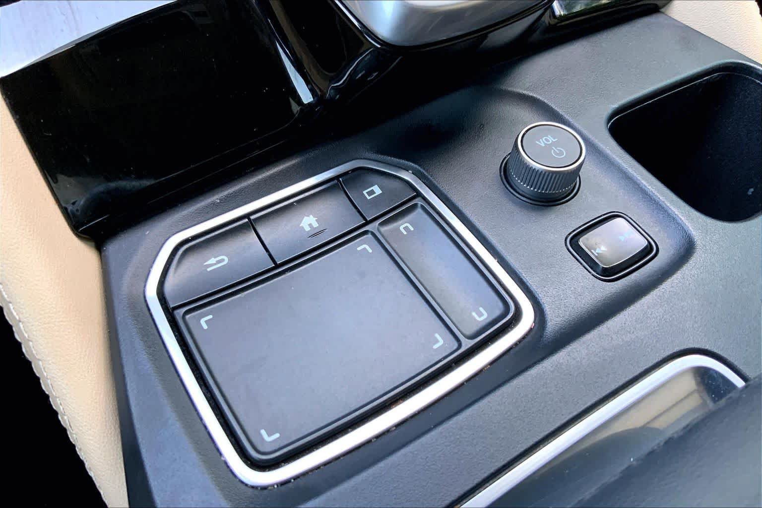 Used 2023 Acura MDX SH-AWD w/ Advance Package image 33