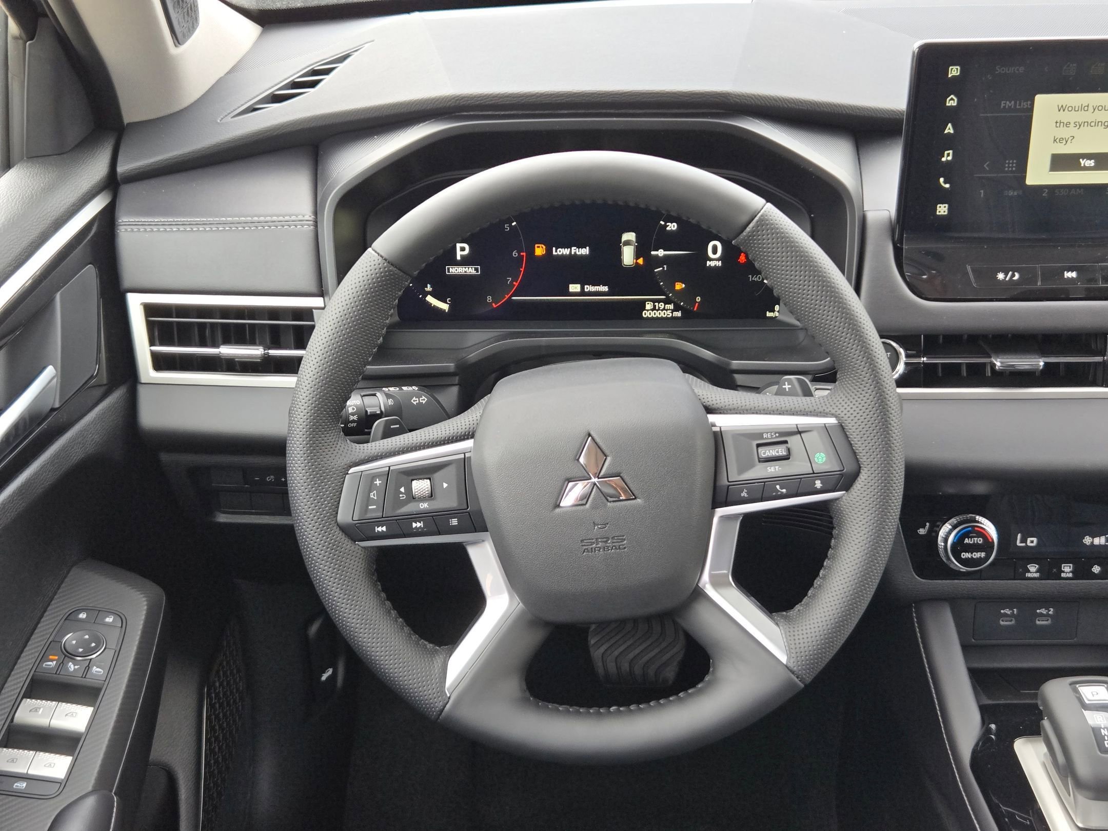 New 2026 Mitsubishi Outlander SE FWD image 18