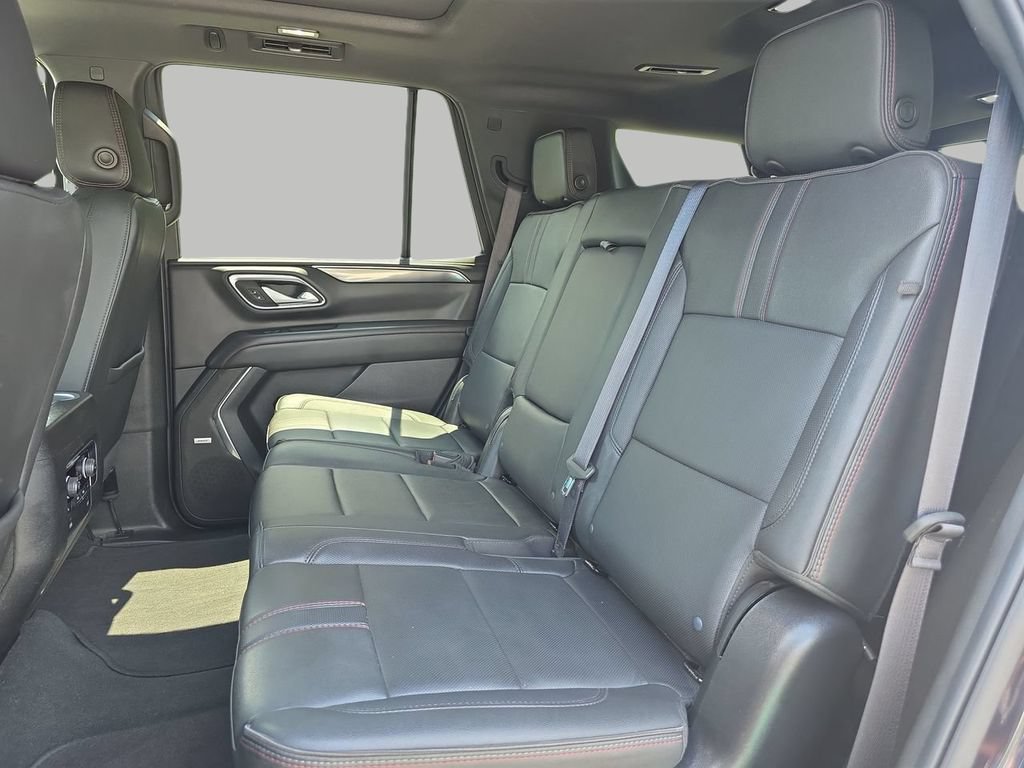 Used 2024 Chevrolet Tahoe RST w/ Luxury Package AWD/4WD image 15