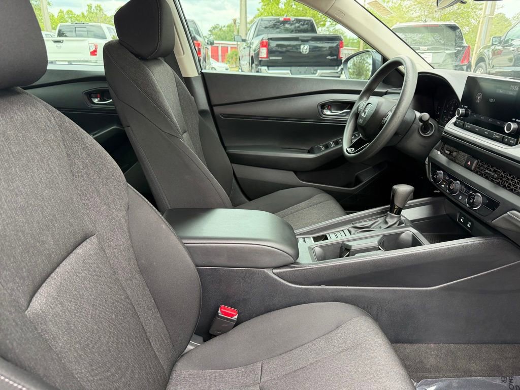Used 2025 Honda Accord LX image 9